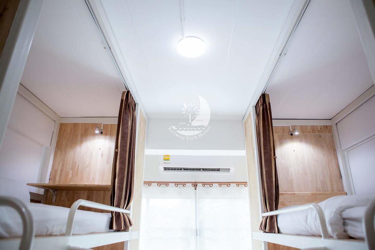 Railway Park Hostel Chiang Mai Buitenkant foto